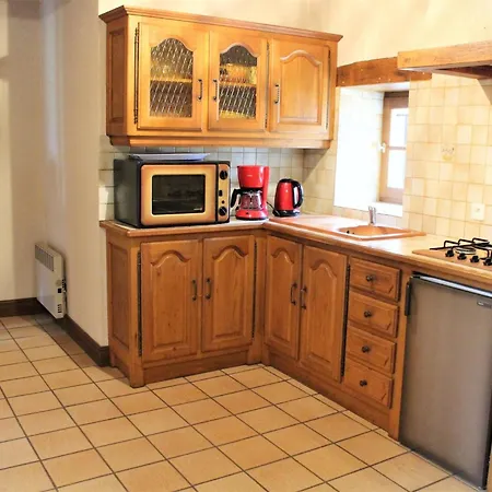 Holiday home Pres De Sarlat Avec Cheminee, Jardin Clos Et Activites En Dordogne - Fr-1-616-73 Cenac-et-Saint-Julien